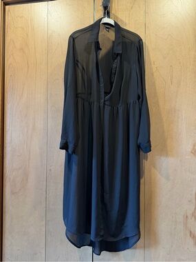 torrid Sz 0 Black Sheer-Panel Long Sleeve long coverup